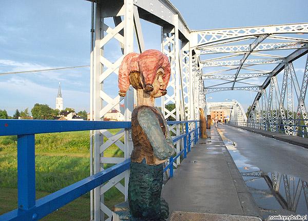 Niedawno na moście w Chałupkach zorganizowano spotkanie lokalnych artystów