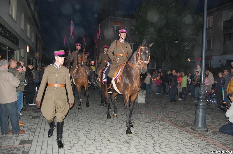 Ozdobą obchodów Święta Ogniowego w Żorach był szwadron kawalerii Wojska Polskiego. / Ireneusz Stajer