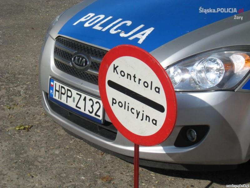 Trwa akcja Bezpieczny weekend - Wielkanoc / http://zory.slaska.policja.gov.pl/