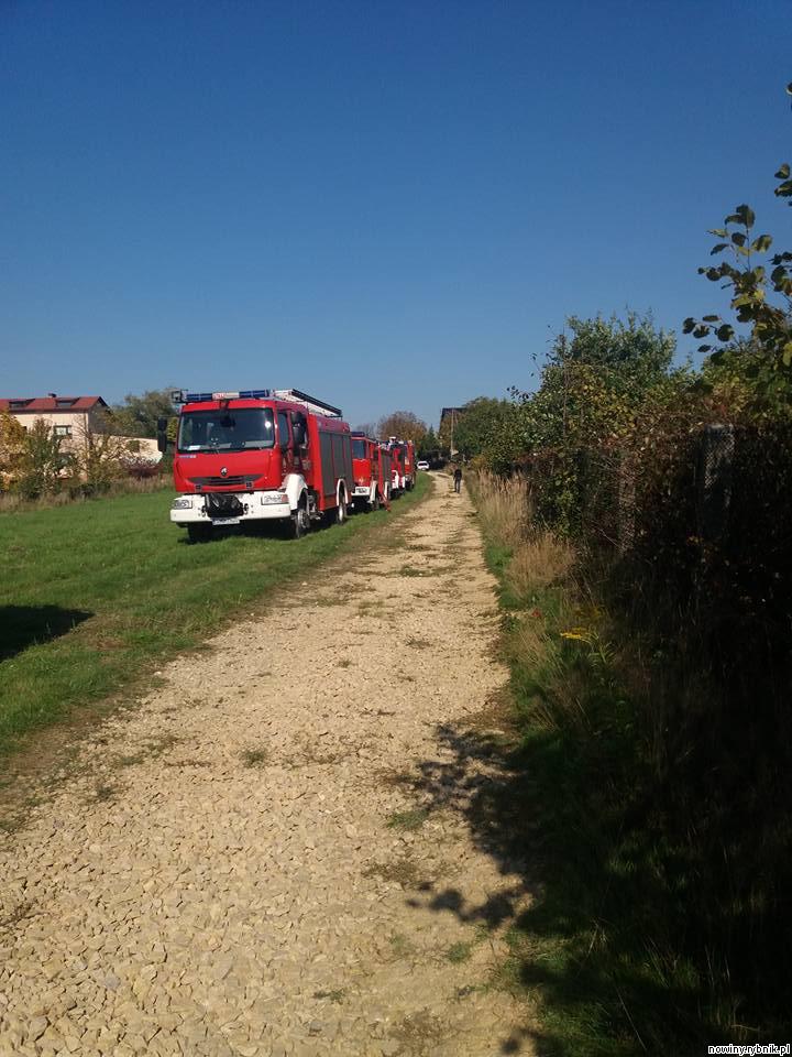 W akcji ratowniczej wzięło udział 12 zastępów strażaków / FB/Wodzisław Śląski i okolice - informacje drogowe 24H