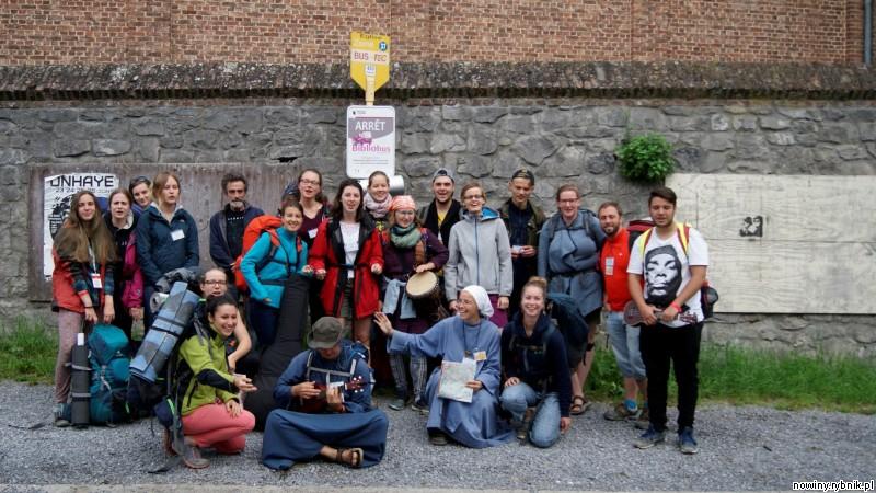 W obozie młodzieżowym, organizowanym przez siostry i braci ze Wspólnoty Tyberiadzkiej w belgijskim Lavaux St. Anne wzięło udział przeszło dwustu młodych ludzi z całego świata / DAR Rybnik