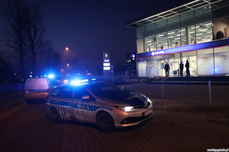 Akcja policji pod biurowcem K1 / Bartłomiej Furmanowicz/Rybnik.com.pl
