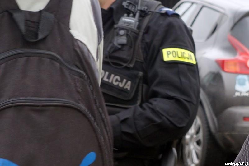 Żorscy policjanci zostali poproszeni o  interwencję w barze na osiedlu Pawlikowskiego / Policja Żory