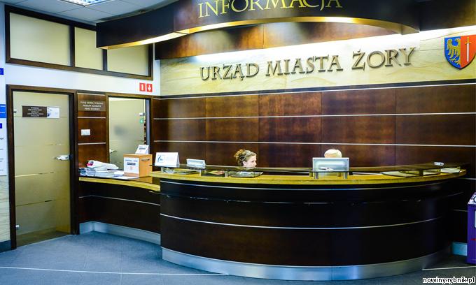 Urząd Miasta w Żorach nie został jeszcze zamknięty dla klientów / www.zory.pl