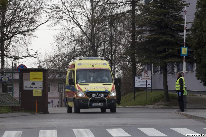 W wodzisławskim szpitalu stwierdzono dotąd łącznie 75 przypadków koronawirusa / Dominik Gajda