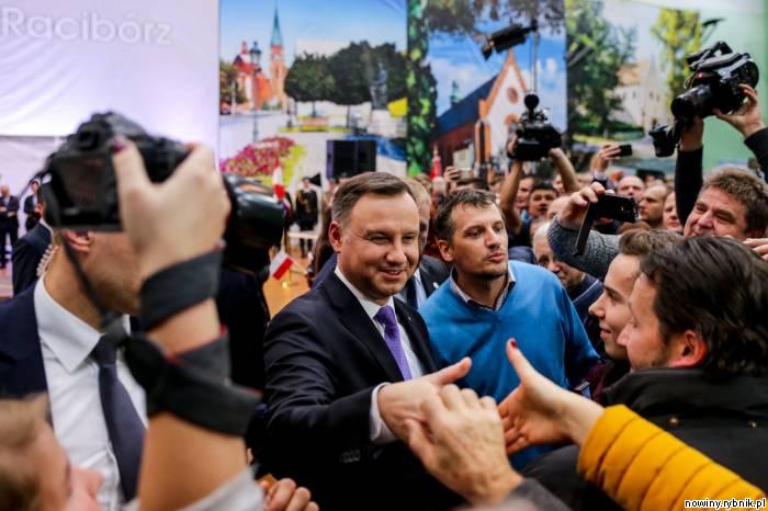 Na chwilę obecną Andrzej Duda ma poparcie 43,67 procent osób / Dominik Gajda