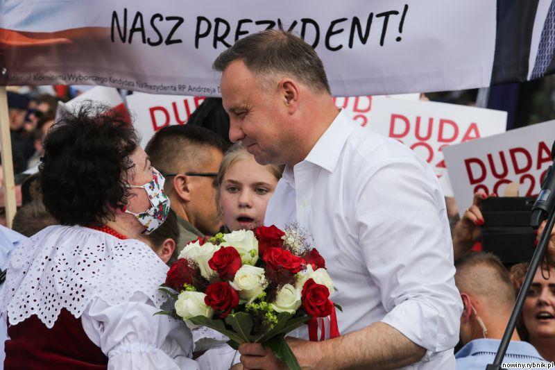 W drugiej turze wyborw prezydenckich zmierzą się Andrzej Duda i Rafał Trzaskowski / Dominik Gajda