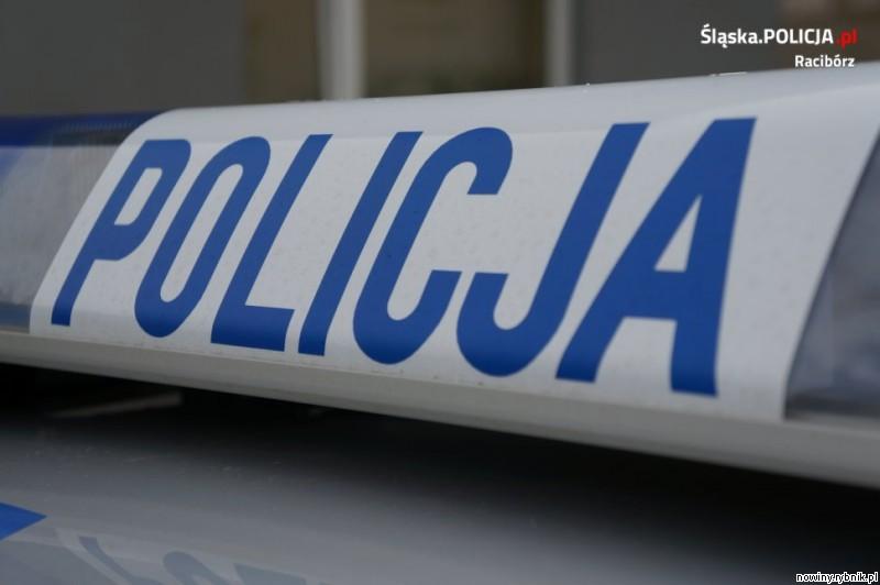 55-latek z kontrabandą nielegalnego alkoholu wpadł w Chałupkach / Policja Racibórz